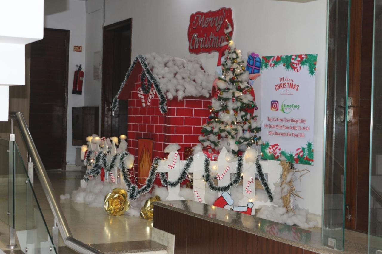 Lime Tree Hotel Sushant Lok Gurgaon Sector 29 Next To Iffco Chowk Metro Exterior foto